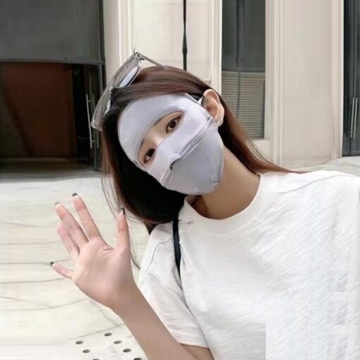 KHAU TRANG CHE MAT 2